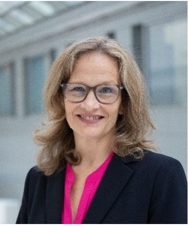 photo of Elizabeth Thomas-Raynaud